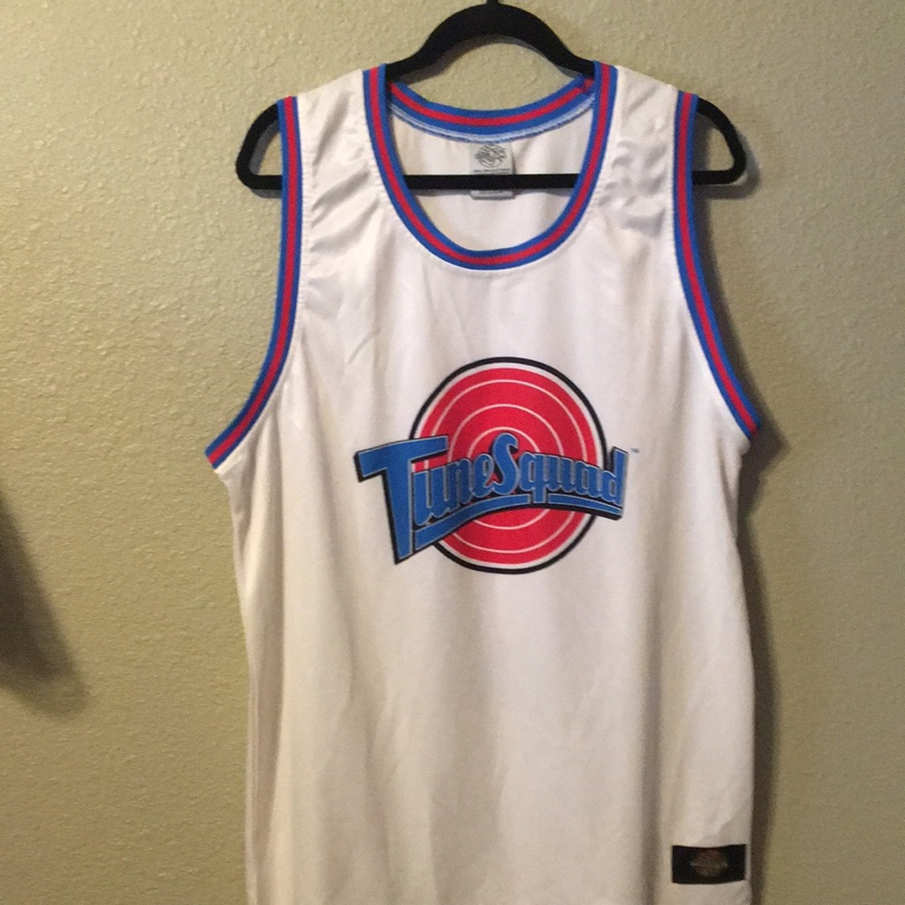 Looney Tunes Space jam Jersey Size Large